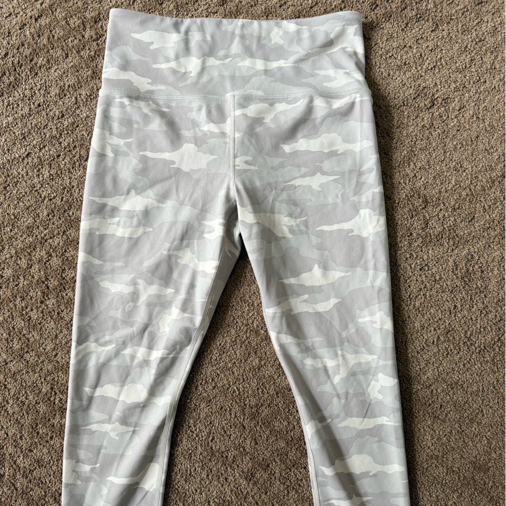 Athleta Light Gray Camouflage Leggings